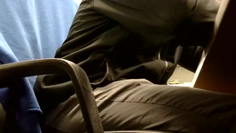 Snapshot of 10004246 chatting on January 27, 2025, 4:43 pm J10004246 online show from January 27, 2025, 4:43 pm