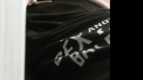 Snapshot of 10mm_socket chatting on December 4, 2025, 4:33 am 10mm_socket online show from December 4, 2025, 4:33 am