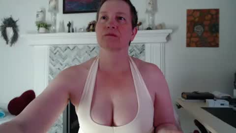 Aurora Willows online show from March 23, 2026, 2:15 am