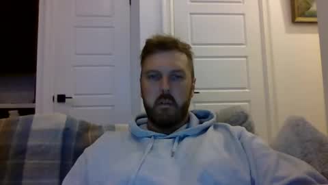 Snapshot of 123holt123 chatting on October 19, 2025, 11:49 pm 123holt123 online show from October 19, 2025, 11:49 pm