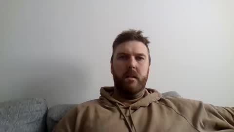 123holt123 online show from April 7, 2026, 7:36 pm