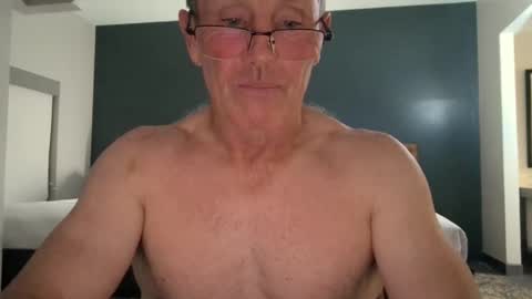 13glanmorfa online show from December 8, 2024, 5:07 am