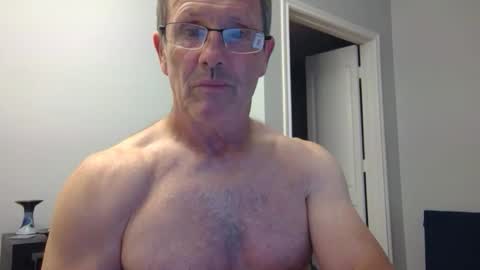 13glanmorfa online show from May 27, 2026, 3:36 am