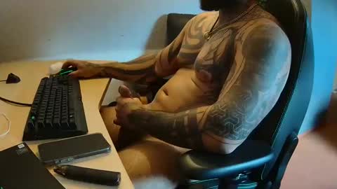 Snapshot of 19andre90 chatting on September 14, 2025, 11:42 am 19andre90 online show from September 14, 2025, 11:42 am