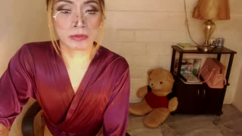 angel online show from February 14, 2025, 10:04 pm