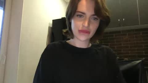 DOVE online show from December 11, 2024, 1:06 pm