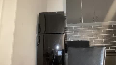 DOVE online show from March 6, 2025, 5:22 pm