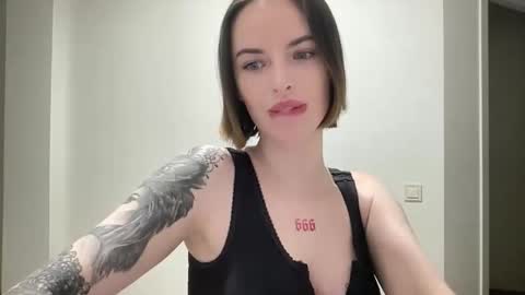 DOVE online show from October 20, 2025, 8:20 pm