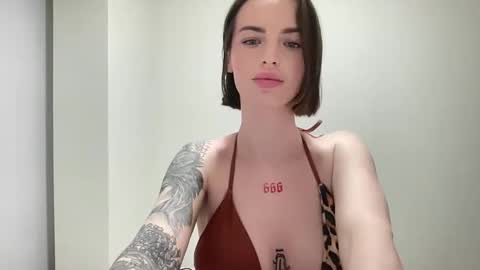 DOVE online show from April 7, 2026, 10:09 pm