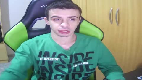 1good_vibes1 online show from June 3, 2026, 3:42 am