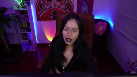 1hannamontana online show from September 29, 2025, 12:49 am