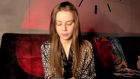 Snapshot of 1i1ypa1mer chatting on February 18, 2025, 11:52 pm Lily 3 online show from February 18, 2025, 11:52 pm