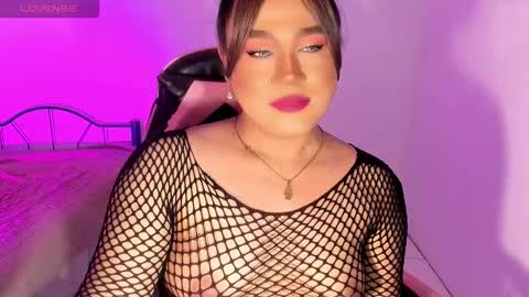 1lovelymess online show from September 12, 2025, 2:55 am