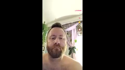 Snapshot of 1machine1guy chatting on February 22, 2026, 3:51 am Clay online show from February 22, 2026, 3:51 am