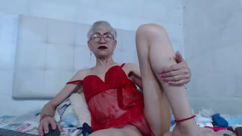 Snapshot of 1miss_monserrate chatting on December 30, 2024, 10:10 am Miss Monserrate online show from December 30, 2024, 10:10 am