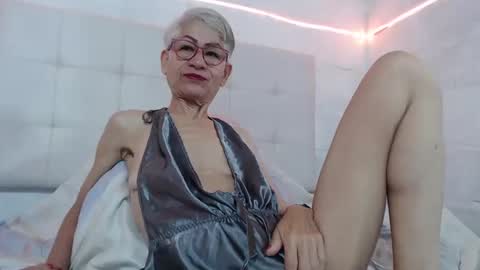 Snapshot of 1miss_monserrate chatting on March 10, 2025, 11:53 am Miss Monserrate online show from March 10, 2025, 11:53 am