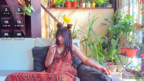 Moona  online show from September 10, 2025, 11:43 am