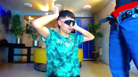 Snapshot of 1pushman chatting on October 17, 2025, 11:02 am pushman online show from October 17, 2025, 11:02 am