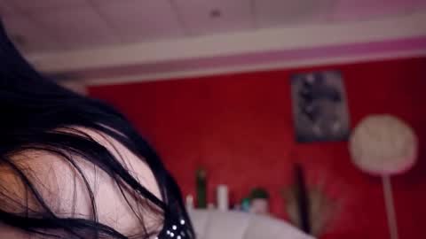 GLORYA online show from May 24, 2026, 5:56 am