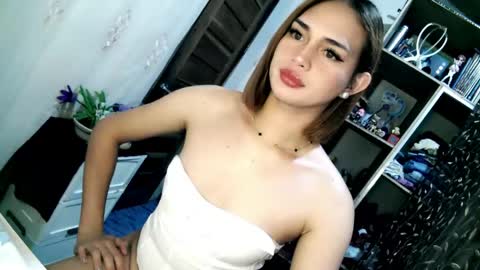 Snapshot of 1sexy_kattie chatting on April 24, 2026, 10:45 pm 1sexy kattie online show from April 24, 2026, 10:45 pm