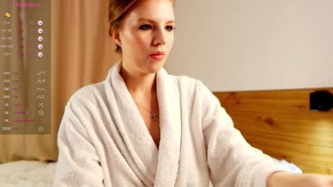 VICTORIA online show from September 17, 2025, 1:07 am