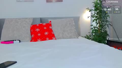 Victoria online show from December 18, 2025, 2:12 pm