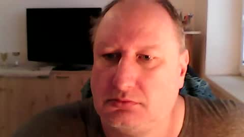 1vaso online show from November 25, 2025, 8:25 am