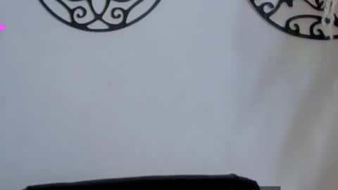 1wayra online show from February 28, 2025, 7:35 pm