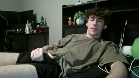 Snapshot of 2004twink chatting on April 13, 2026, 4:29 am 2004twink online show from April 13, 2026, 4:29 am