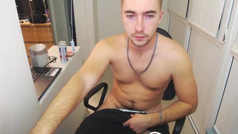 Snapshot of 20semyel20 chatting on February 15, 2025, 6:33 pm Alex online show from February 15, 2025, 6:33 pm