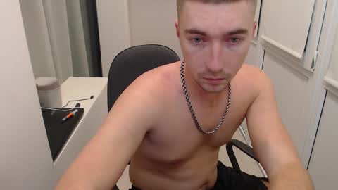 Snapshot of 20semyel20 chatting on March 2, 2025, 7:45 pm Alex online show from March 2, 2025, 7:45 pm