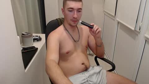 Snapshot of 20semyel20 chatting on March 7, 2025, 9:17 pm Alex online show from March 7, 2025, 9:17 pm