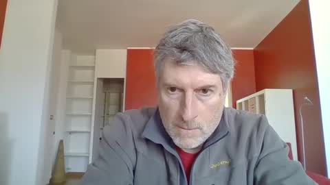 22esserre online show from February 20, 2025, 1:19 pm