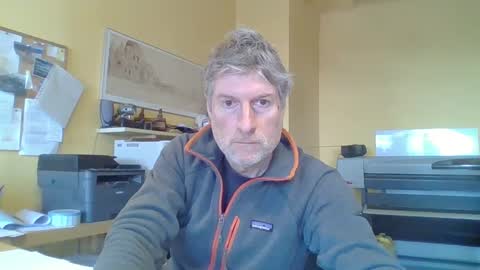 22esserre online show from March 6, 2025, 10:20 am