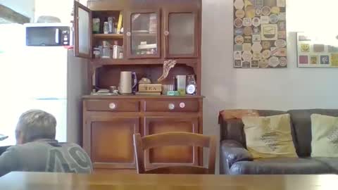 22esserre online show from March 30, 2026, 11:22 am