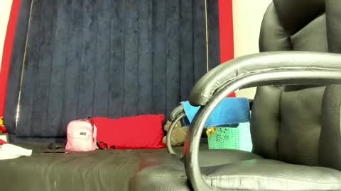 Snapshot of 24isabella chatting on December 21, 2024, 11:01 am Isabella online show from December 21, 2024, 11:01 am