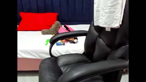 Snapshot of 24isabella chatting on February 28, 2025, 11:36 am Isabella online show from February 28, 2025, 11:36 am