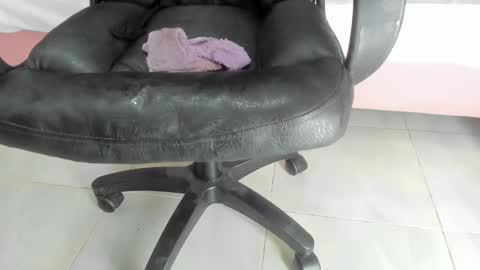 Snapshot of 24isabella chatting on March 6, 2025, 1:57 pm Isabella online show from March 6, 2025, 1:57 pm