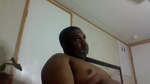 Snapshot of 2ccjbstar chatting on March 4, 2025, 3:33 am BlacJewels online show from March 4, 2025, 3:33 am