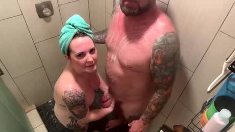 Zak and Raegan online show from October 8, 2025, 3:04 am