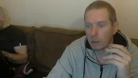 Snapshot of 2small4you83 chatting on December 2, 2025, 4:02 pm 2small4you83 online show from December 2, 2025, 4:02 pm