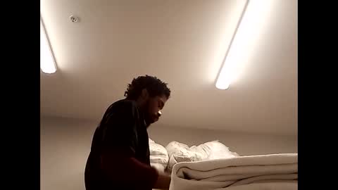 Str8 Edge online show from November 16, 2025, 12:22 pm