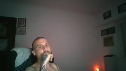 Snapshot of 3n3v3 chatting on November 14, 2025, 3:27 am 3n3v3 online show from November 14, 2025, 3:27 am