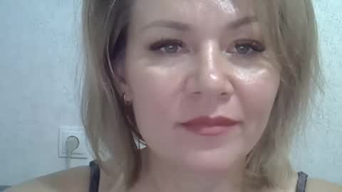 3susie online show from October 4, 2025, 9:07 am