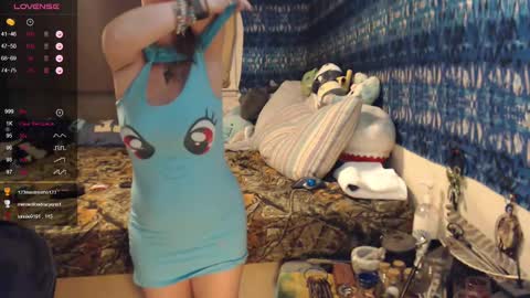 Snapshot of 420stonerchick chatting on November 13, 2025, 4:11 am 420stonerchick online show from November 13, 2025, 4:11 am