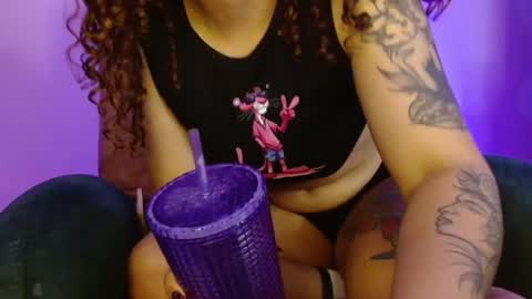 Violeta online show from February 26, 2025, 2:15 am