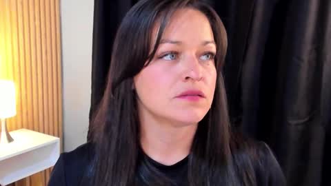 Snapshot of 4ngel_greey chatting on September 17, 2025, 9:27 pm ... .     Angel     . ... online show from September 17, 2025, 9:27 pm