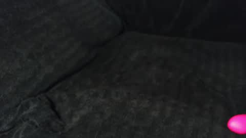 4playCums4u online show from November 30, 2025, 1:20 am