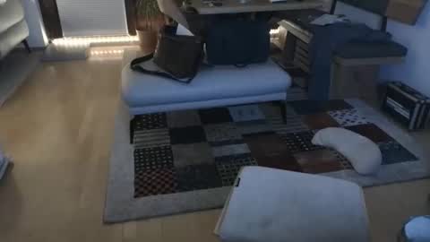 4rjun4 online show from January 9, 2025, 6:36 pm