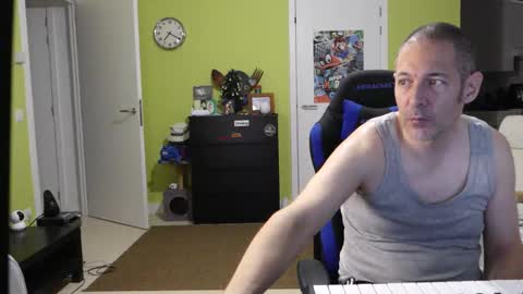 Larese Carlo online show from December 21, 2025, 6:20 am